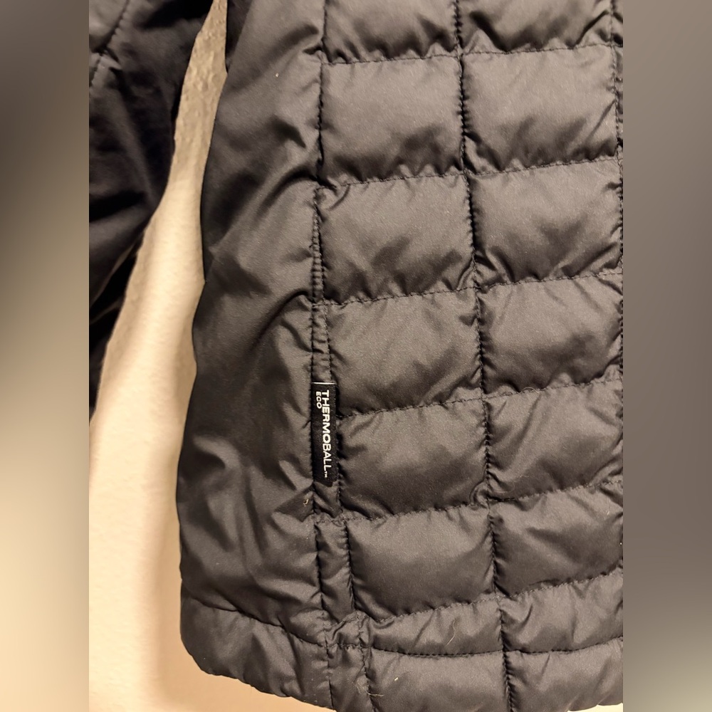 WINTER-CLEARANCE The North Face ThermoBall Eco Puffer Jacket Black Womens Medium - Picture 8 of 8